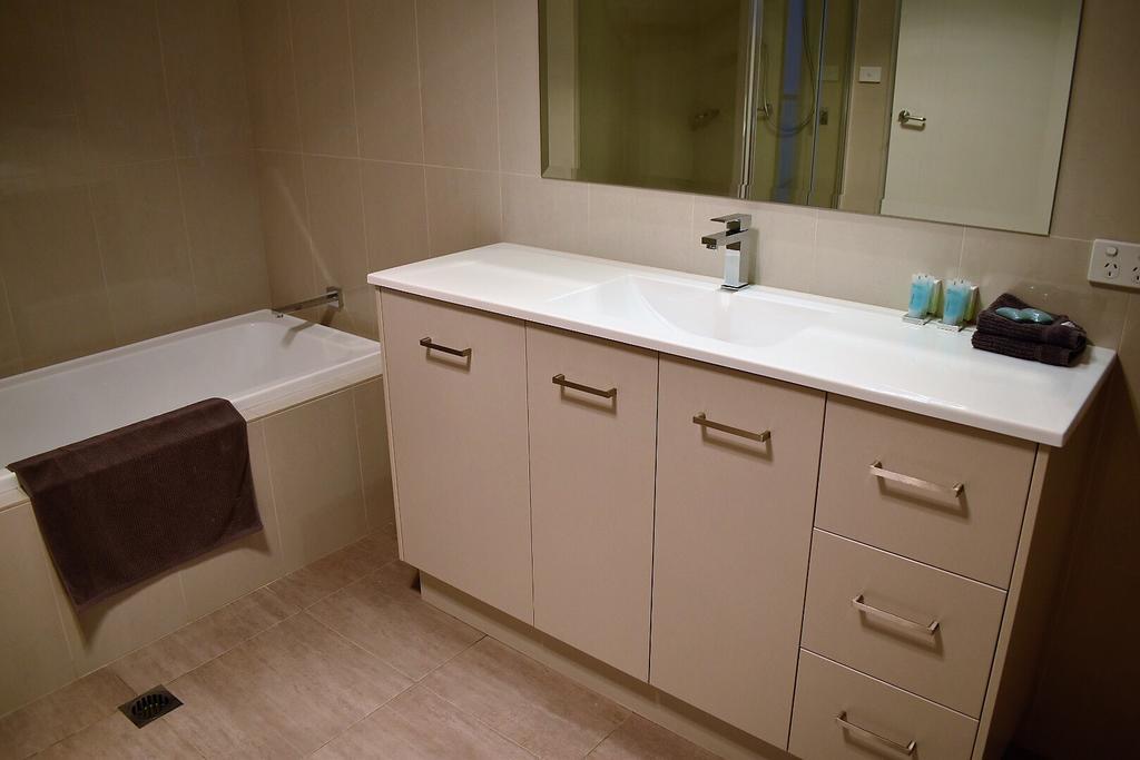 Griffith Prestige Apartments מראה חיצוני תמונה
