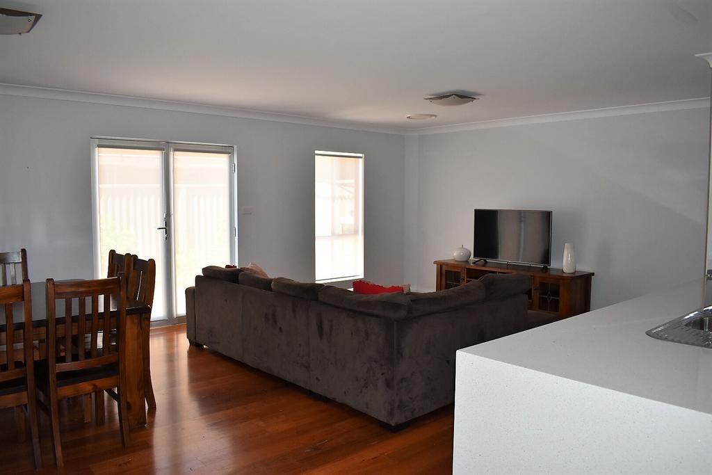 Griffith Prestige Apartments מראה חיצוני תמונה