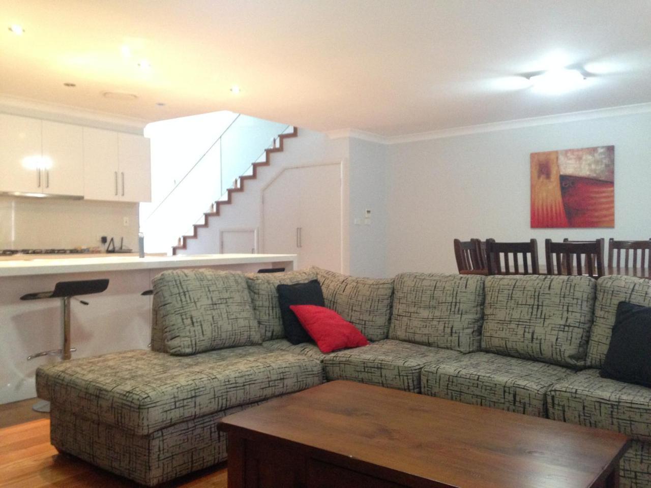Griffith Prestige Apartments מראה חיצוני תמונה