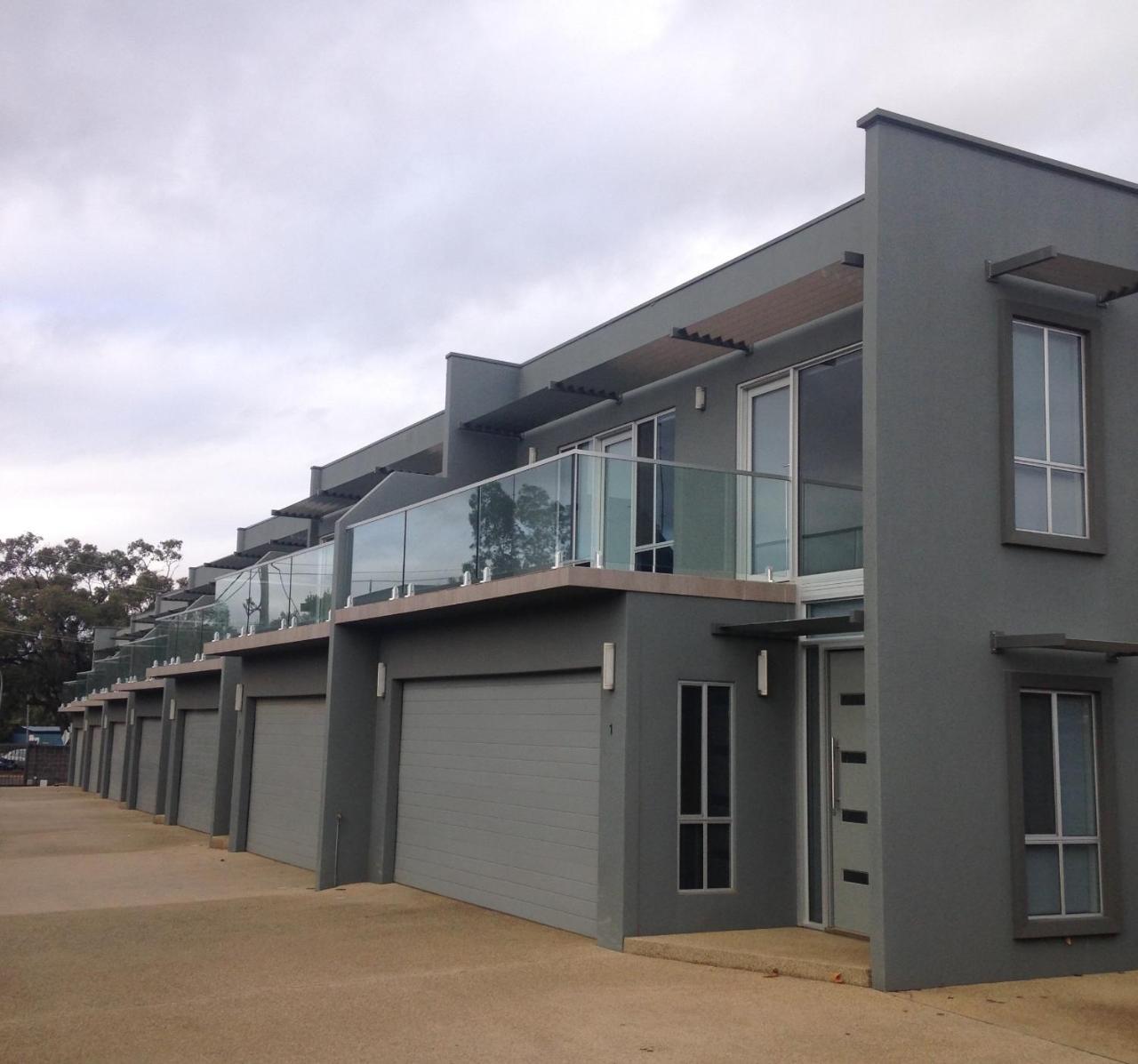 Griffith Prestige Apartments מראה חיצוני תמונה